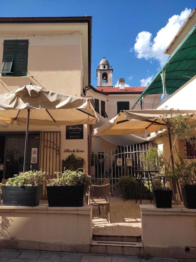 Blackstone Apartment Varazze Eksteriør billede